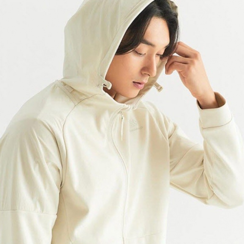 ニューバランスユニテックフード付きジップアップジャケット NBMDD31033-64