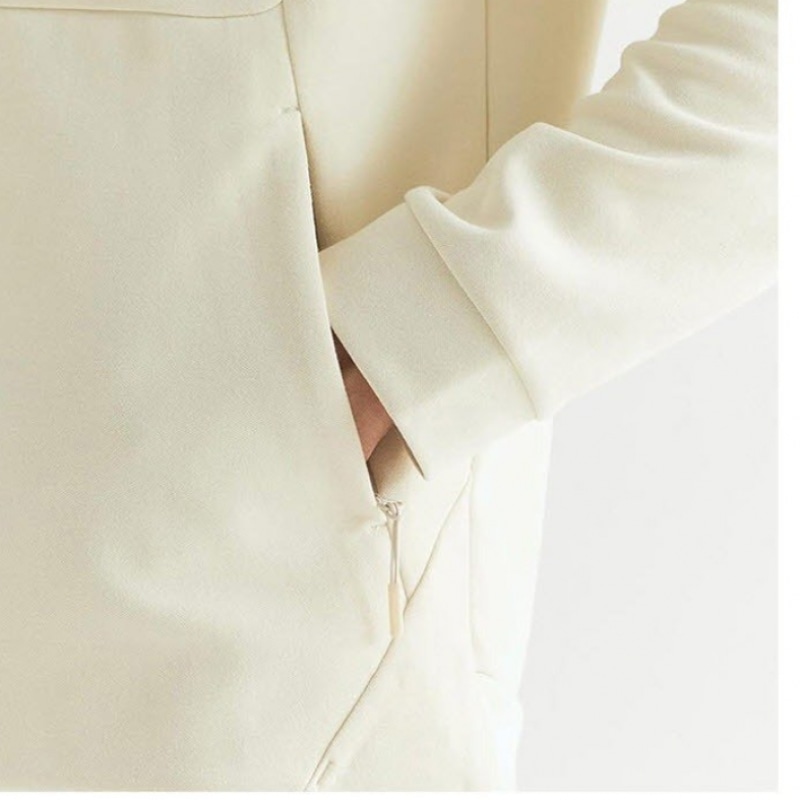 ニューバランスユニテックフード付きジップアップジャケット NBMDD31033-64