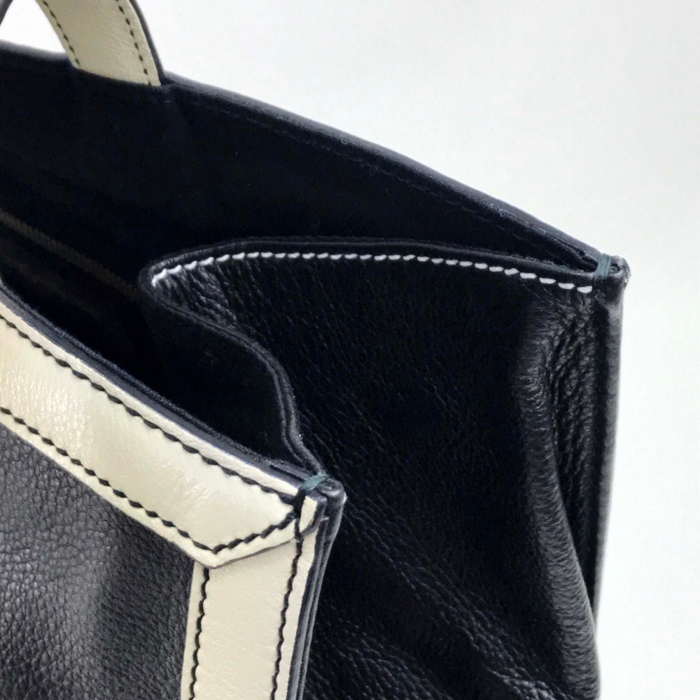 YVES SAINT LAURENT イヴサンローラン トートバッグ 274764 トートバッグ カバン レディースバッグ レザー ブラックホワイト