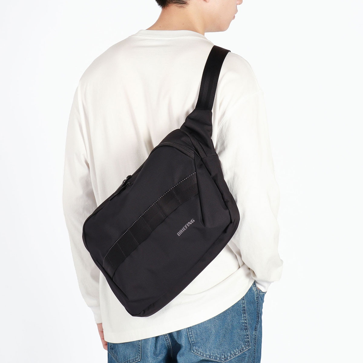 日本正規品 ショルダーバッグ 斜めがけバッグ バッグ ビジネス A4 大きめ PC 3.5L MFC COLLECTION MFC LAPTOP SACOCHE 14 BRA241L59 日本正規品 ショルダーバッグ 斜めがけバッグ バッグ ビジネス A4 大きめ PC 3.5L MFC COLLECTION MFC LAPTOP SACOCHE 14 BRA241L59