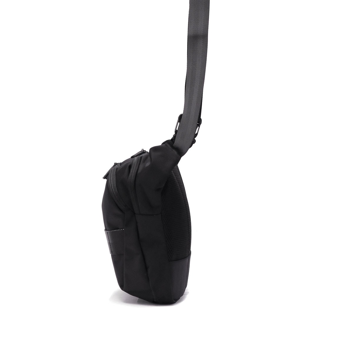 日本正規品 ショルダーバッグ 斜めがけバッグ バッグ ビジネス A4 大きめ PC 3.5L MFC COLLECTION MFC LAPTOP SACOCHE 14 BRA241L59 日本正規品 ショルダーバッグ 斜めがけバッグ バッグ ビジネス A4 大きめ PC 3.5L MFC COLLECTION MFC LAPTOP SACOCHE 14 BRA241L59