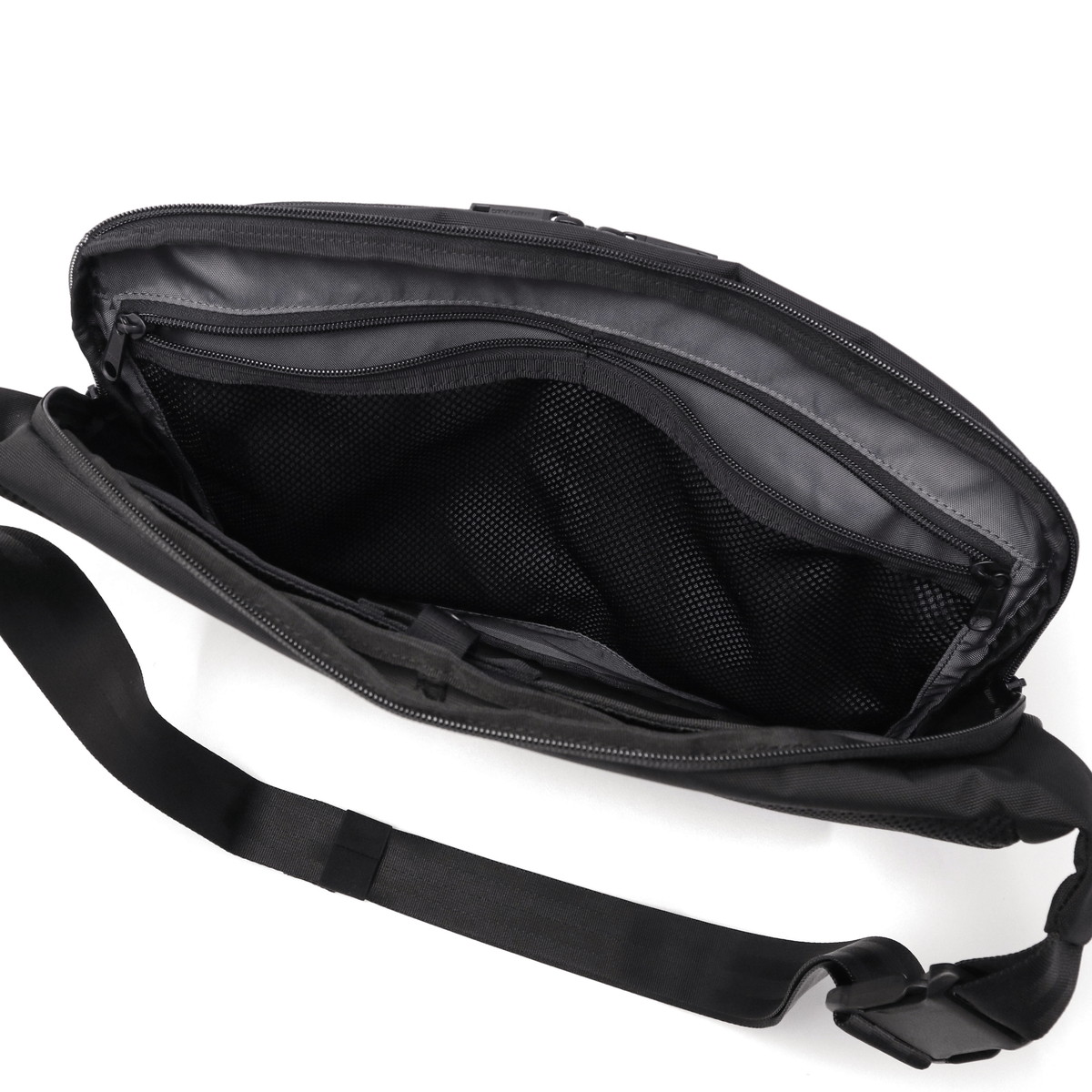 日本正規品 ショルダーバッグ 斜めがけバッグ バッグ ビジネス A4 大きめ PC 3.5L MFC COLLECTION MFC LAPTOP SACOCHE 14 BRA241L59 日本正規品 ショルダーバッグ 斜めがけバッグ バッグ ビジネス A4 大きめ PC 3.5L MFC COLLECTION MFC LAPTOP SACOCHE 14 BRA241L59