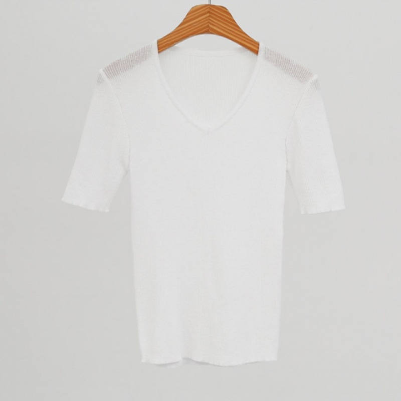 クリックアンファニー デルレーニング Vネックニット