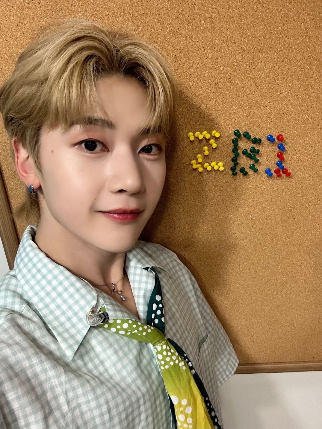 zb1 ゼベワン ソクマシュー シルバー ローズネックレス ゼロベースワン