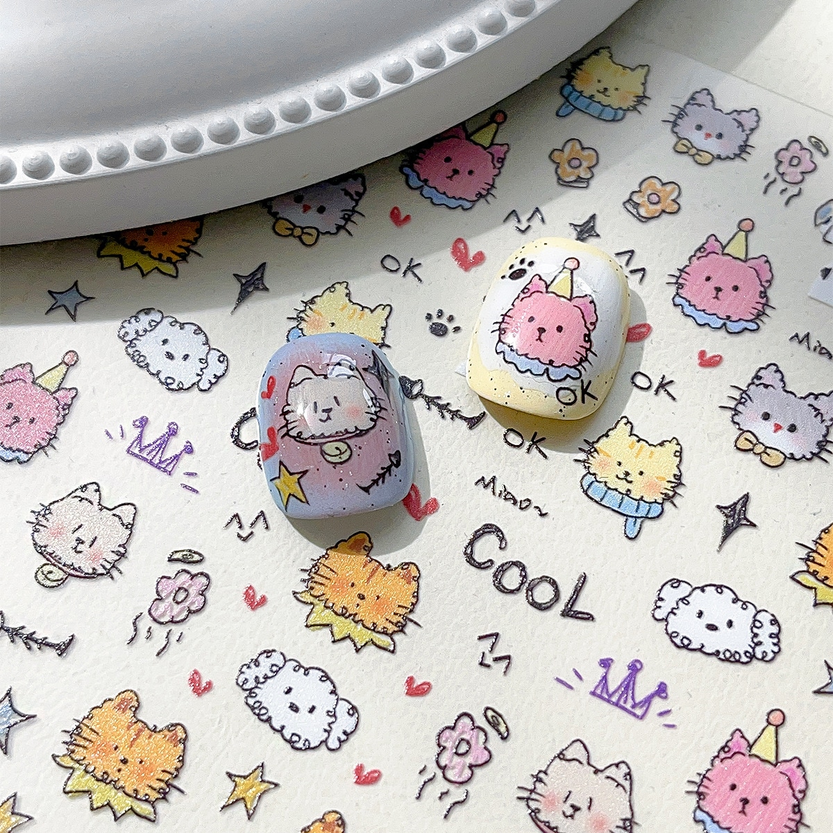 【1点ご購入 で10点プレゼントいたします】平面可愛い子猫ネイルシールシンプル風英語のキャラクター子猫飾りシール