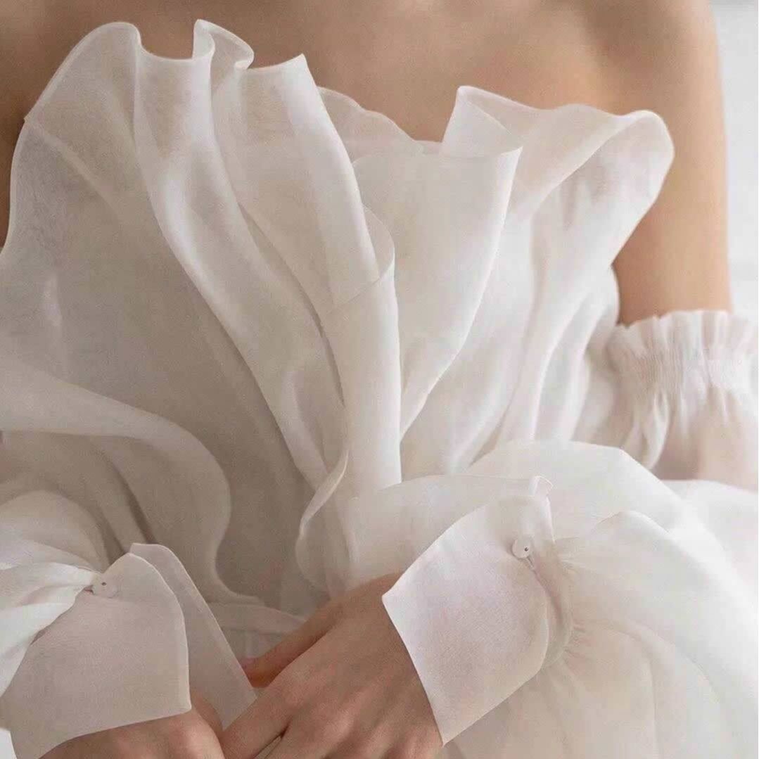 【無.料 2025新入荷·高.品質】【豪華でロマンチックなデザイン！】ウェディングドレス 白 イブニングドレス パーティードレス ワンピース 二次会 結婚式 成人式 演奏会 花嫁 お呼ばれ 披露宴 1