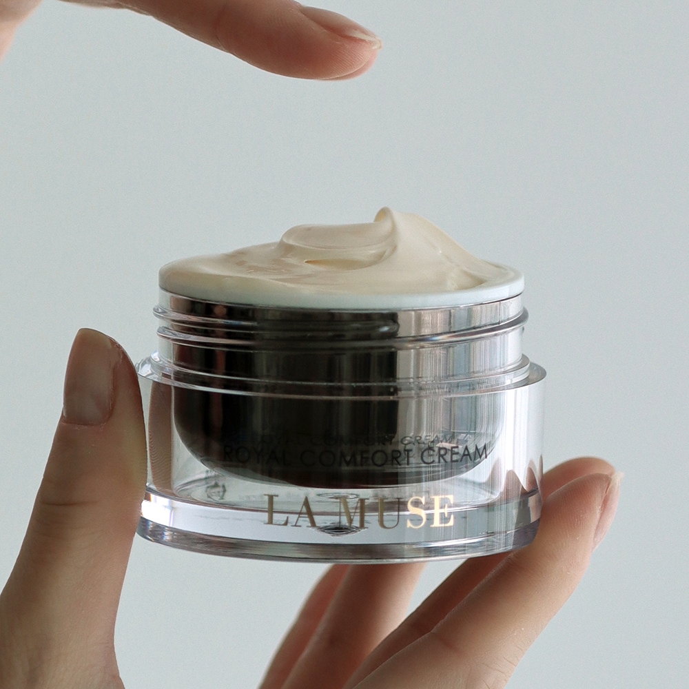 [公式]ロイヤルコンフォートクリーム 50ml /トリュフ成分/ブラックトリュフ/肌栄養/保湿/高含有量/集中ケア/高栄養クリーム