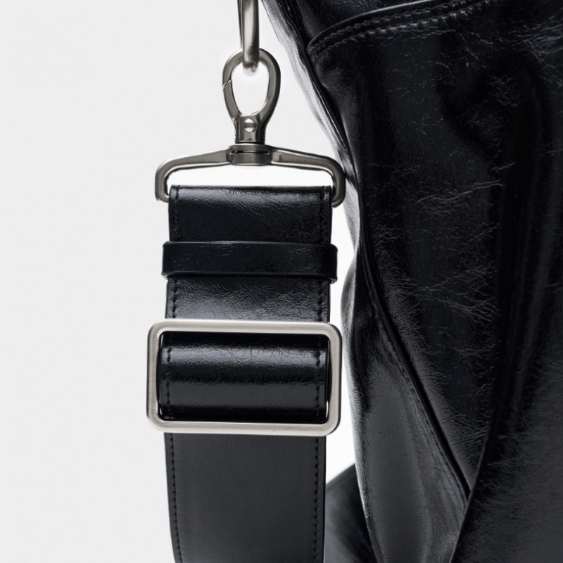 SATUR ヌオロ 3WAY バッググロスブラック SATUR ヌオロ 3WAY バッググロスブラック