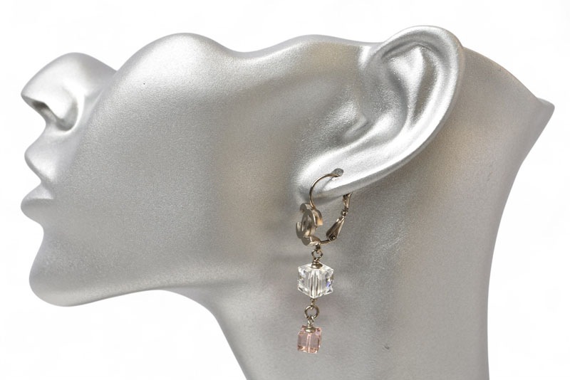 ピアス アクセサリー CC/ロゴ クリア/ピンクキューブ 08P シルバー【中古】 ピアス アクセサリー CC/ロゴ クリア/ピンクキューブ 08P シルバー【中古】