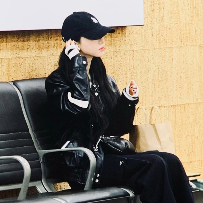 [aespa カリナ 着用] Rookie unstructured ball cap LA (black) 韓国 アイドル 帽子 レディース メンズ 深め 春 夏