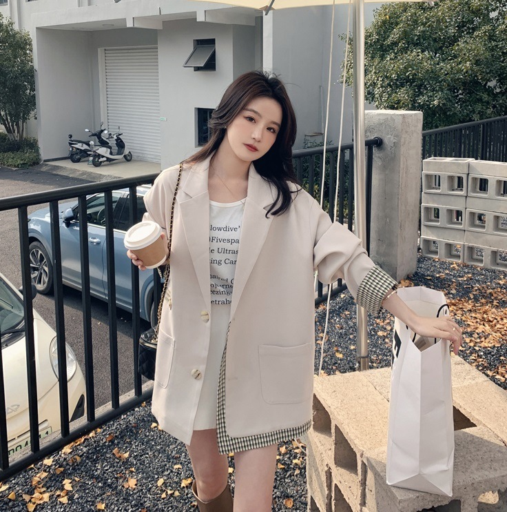 アウター レディース ジャケット テーラードジャケット S M L XL 韓国 ショート丈 袖あり 長袖 かわいい 大人可愛い シンプル カジュアル 大人 おしゃれ お洒落 かっこいい レトロ 大人女 アウター レディース ジャケット テーラードジャケット S M L XL 韓国 ショート丈 袖あり 長袖 かわいい 大人可愛い シンプル カジュアル 大人 おしゃれ お洒落 かっこいい レトロ 大人女