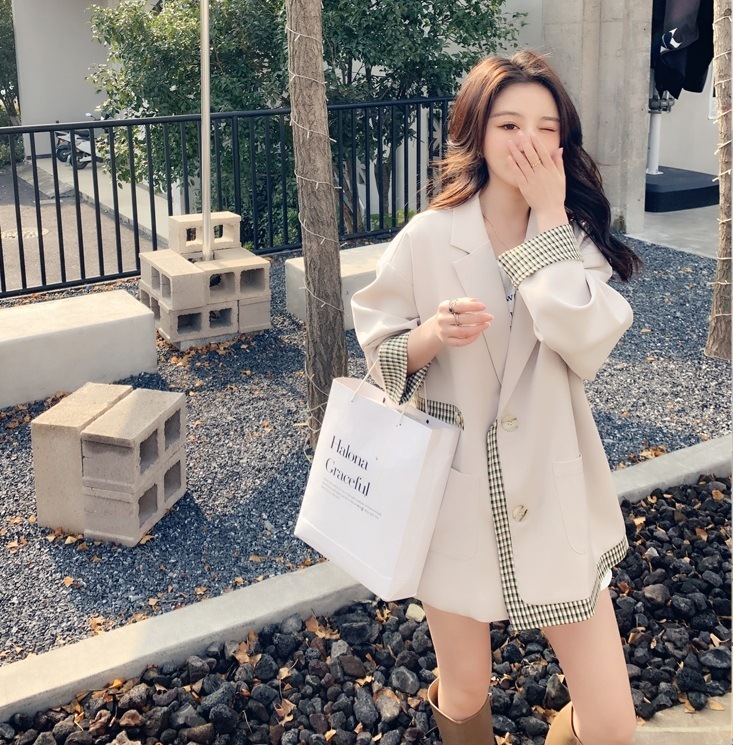 アウター レディース ジャケット テーラードジャケット S M L XL 韓国 ショート丈 袖あり 長袖 かわいい 大人可愛い シンプル カジュアル 大人 おしゃれ お洒落 かっこいい レトロ 大人女 アウター レディース ジャケット テーラードジャケット S M L XL 韓国 ショート丈 袖あり 長袖 かわいい 大人可愛い シンプル カジュアル 大人 おしゃれ お洒落 かっこいい レトロ 大人女