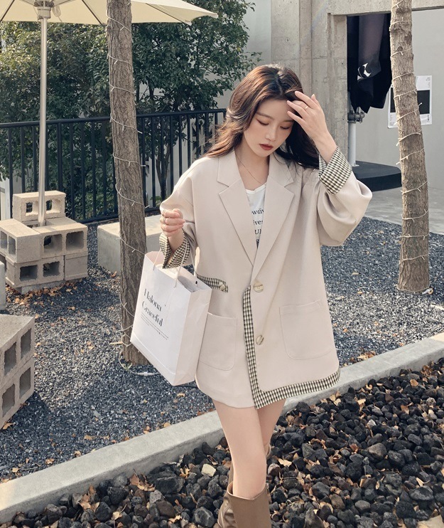 アウター レディース ジャケット テーラードジャケット S M L XL 韓国 ショート丈 袖あり 長袖 かわいい 大人可愛い シンプル カジュアル 大人 おしゃれ お洒落 かっこいい レトロ 大人女 アウター レディース ジャケット テーラードジャケット S M L XL 韓国 ショート丈 袖あり 長袖 かわいい 大人可愛い シンプル カジュアル 大人 おしゃれ お洒落 かっこいい レトロ 大人女