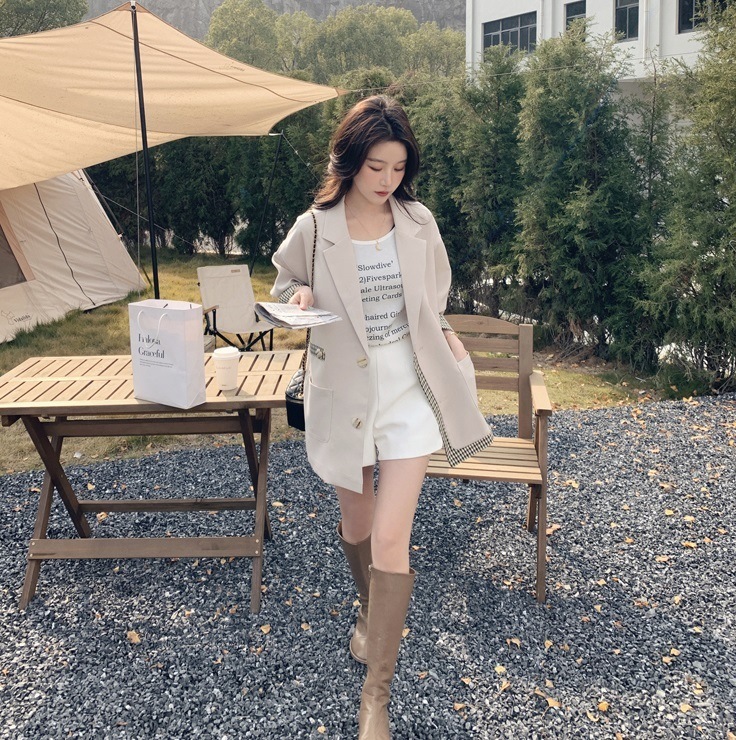 アウター レディース ジャケット テーラードジャケット S M L XL 韓国 ショート丈 袖あり 長袖 かわいい 大人可愛い シンプル カジュアル 大人 おしゃれ お洒落 かっこいい レトロ 大人女 アウター レディース ジャケット テーラードジャケット S M L XL 韓国 ショート丈 袖あり 長袖 かわいい 大人可愛い シンプル カジュアル 大人 おしゃれ お洒落 かっこいい レトロ 大人女