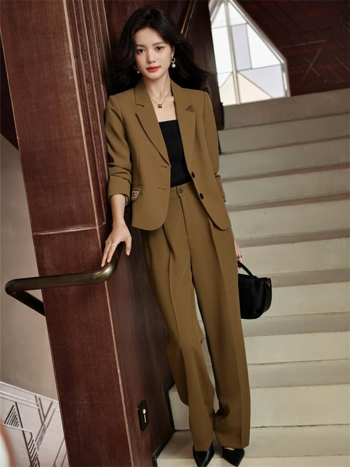 スーツ レディース パンツスーツ スーツセット レディーススーツ ビジネススーツ セットアップ ジャケット パンツ 2点セット フォーマル セレモニー 通勤 OL 無地 シンプル 入学式 卒業式 ママ スーツ レディース パンツスーツ スーツセット レディーススーツ ビジネススーツ セットアップ ジャケット パンツ 2点セット フォーマル セレモニー 通勤 OL 無地 シンプル 入学式 卒業式 ママ