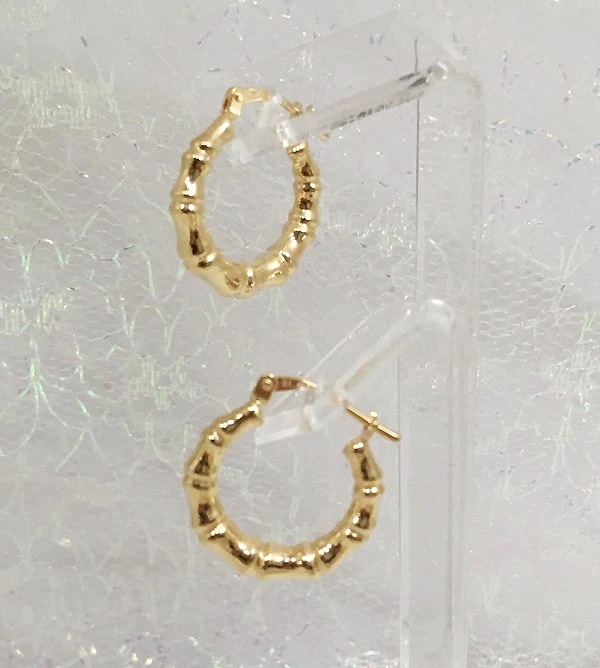 ウノアエレ フープピアス K18YG イエローゴールド レディース UNOAERRE ITALY 750 保証書 純正ポーチ付属 プレゼント ギフト 人気 イタリア製 あす楽対応 ラッピング無料 1 ウノアエレ フープピアス K18YG イエローゴールド レディース UNOAERRE ITALY 750 保証書 純正ポーチ付属 プレゼント ギフト 人気 イタリア製 あす楽対応 ラッピング無料 1