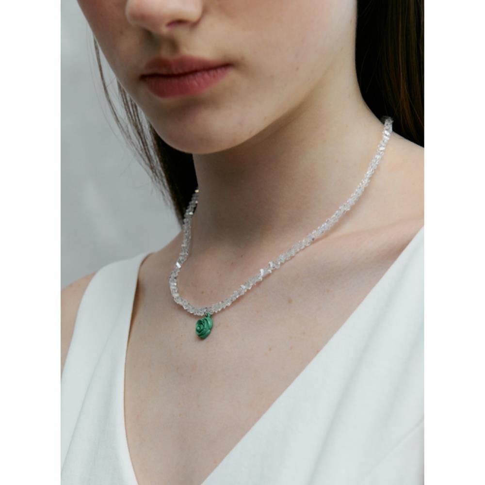 VINTAGE HOLLYWOOD Crystal Rose Necklace VH2435NE001M VINTAGE HOLLYWOOD Crystal Rose Necklace VH2435NE001M