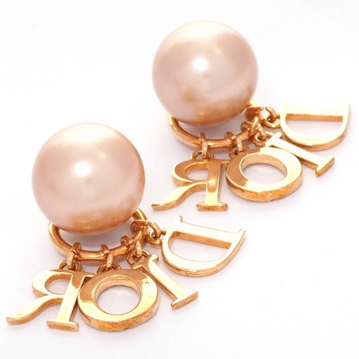 【美品】クリスチャン ディオール トライバル ピンクレジンパール フェイクパール 【ピアス】 【美品】クリスチャン ディオール トライバル ピンクレジンパール フェイクパール 【ピアス】