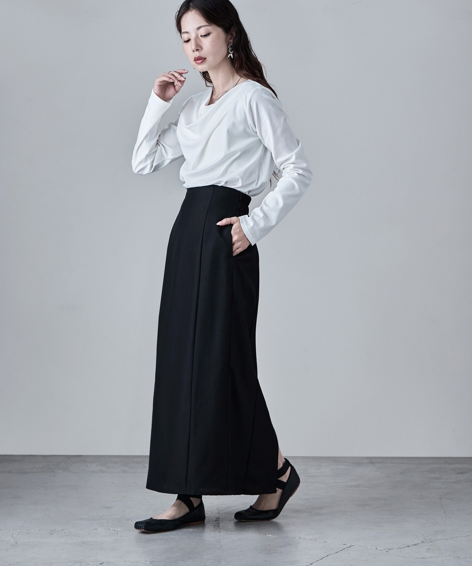 リネンタッチハイウエストタイトスカート ボトムス スカート ナロースカート タックスカート ロング丈 ロング タイト スカート Iライン セットアップ リネン風 タック 無地 ウエストゴム