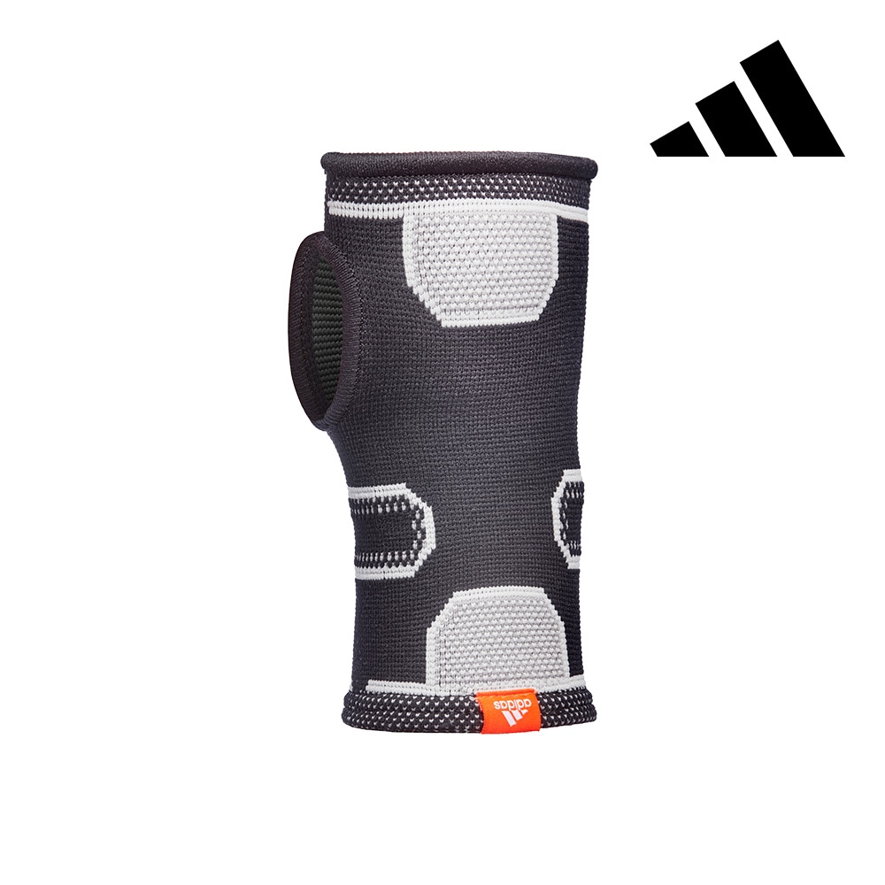 アディダスフィットネスエッセンシャルリストブレースセット (2個入り)