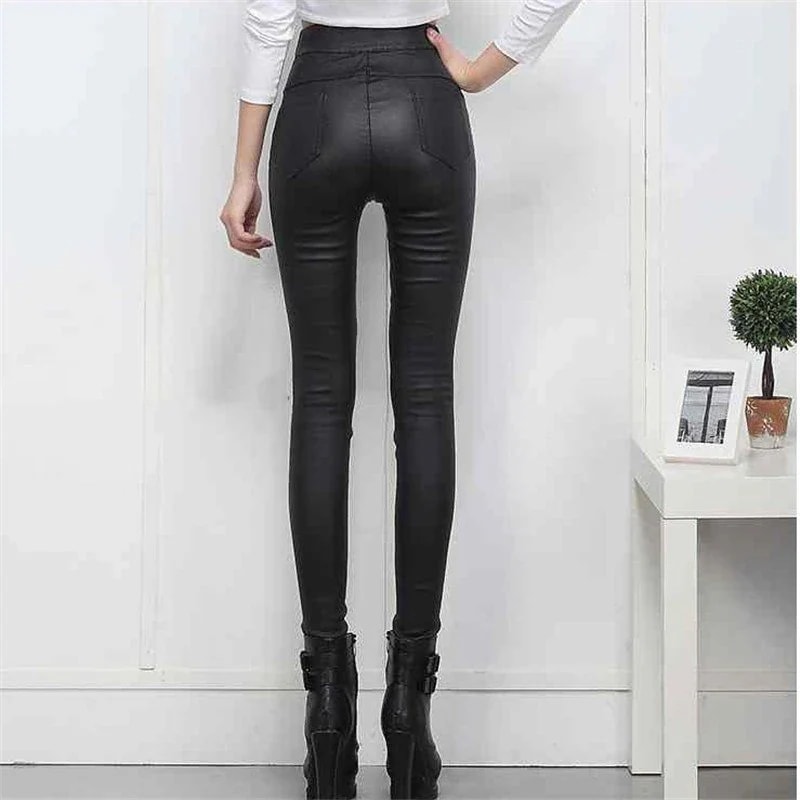 レザーパンツ レディース ロングパンツ PU革パンツ フェイクレザー ストレッチ 防寒 防風 合皮 レギンス ファション 着痩せ 防水 レザーパンツ レディース ロングパンツ PU革パンツ フェイクレザー ストレッチ 防寒 防風 合皮 レギンス ファション 着痩せ 防水