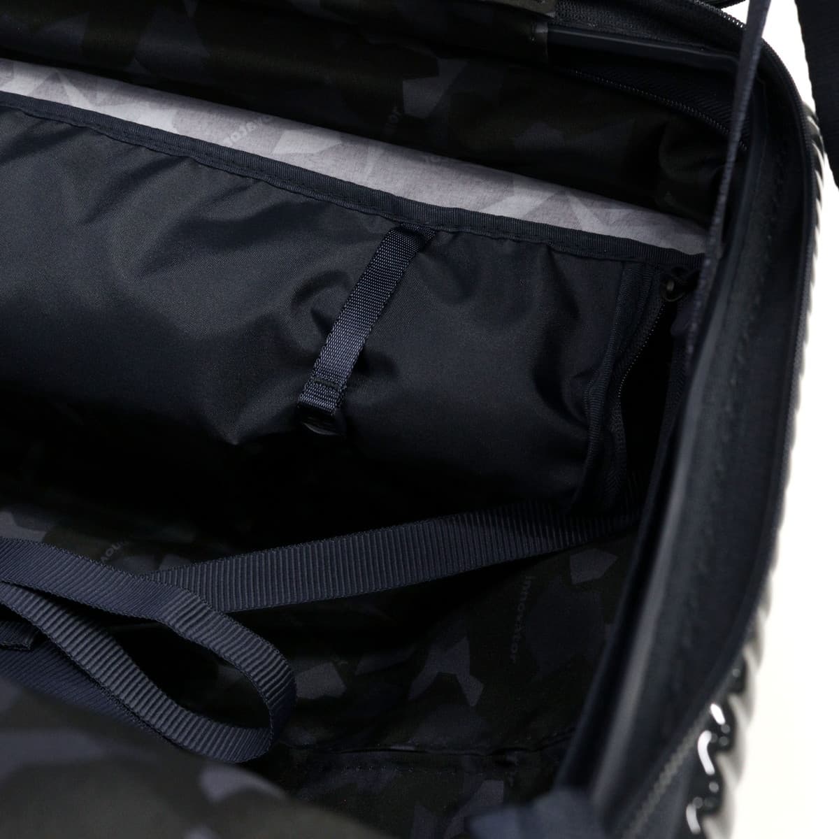 正規品2年保証 スーツケース Sサイズ ブランド キャリーケース 軽量 ストッパー おしゃれ かわいい シンプル キャスターロック 静音 TSA 4泊 5泊 45L Middle INV550DOR 正規品2年保証 スーツケース Sサイズ ブランド キャリーケース 軽量 ストッパー おしゃれ かわいい シンプル キャスターロック 静音 TSA 4泊 5泊 45L Middle INV550DOR