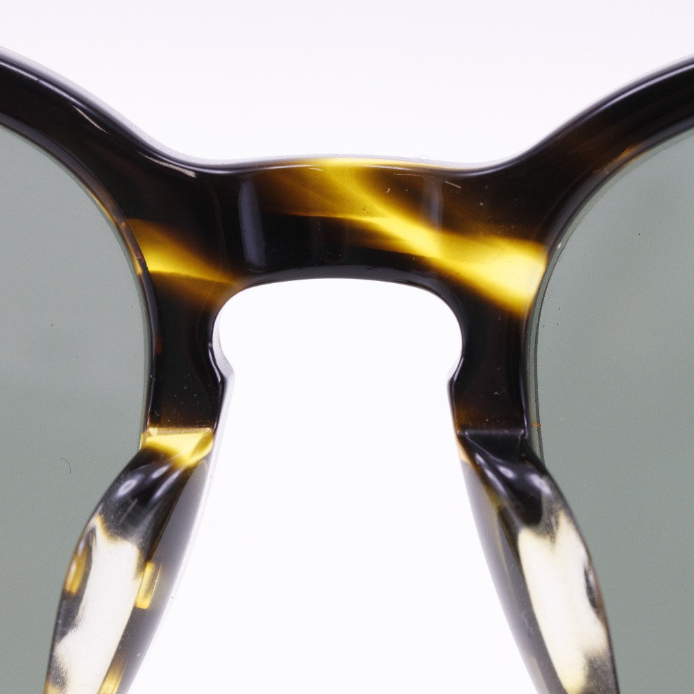 トラディショナルズ ハミルトン#11 サングラス プラスチック 茶 ユニセックス 中古品 Aランク トラディショナルズ ハミルトン#11 サングラス プラスチック 茶 ユニセックス 中古品 Aランク