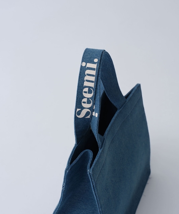 Qoo10 continuer de NICE CLAUP 【Seemi】刺繍ミニトート スクエア