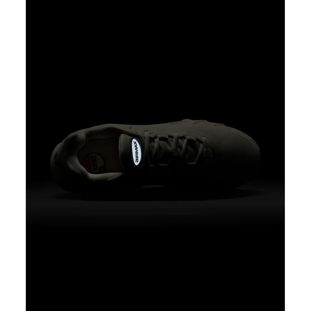 ナイキ エアマックス Dn8 W - セール:パスル:ブラック / HF5509-101 ナイキ エアマックス Dn8 W - セール:パスル:ブラック / HF5509-101