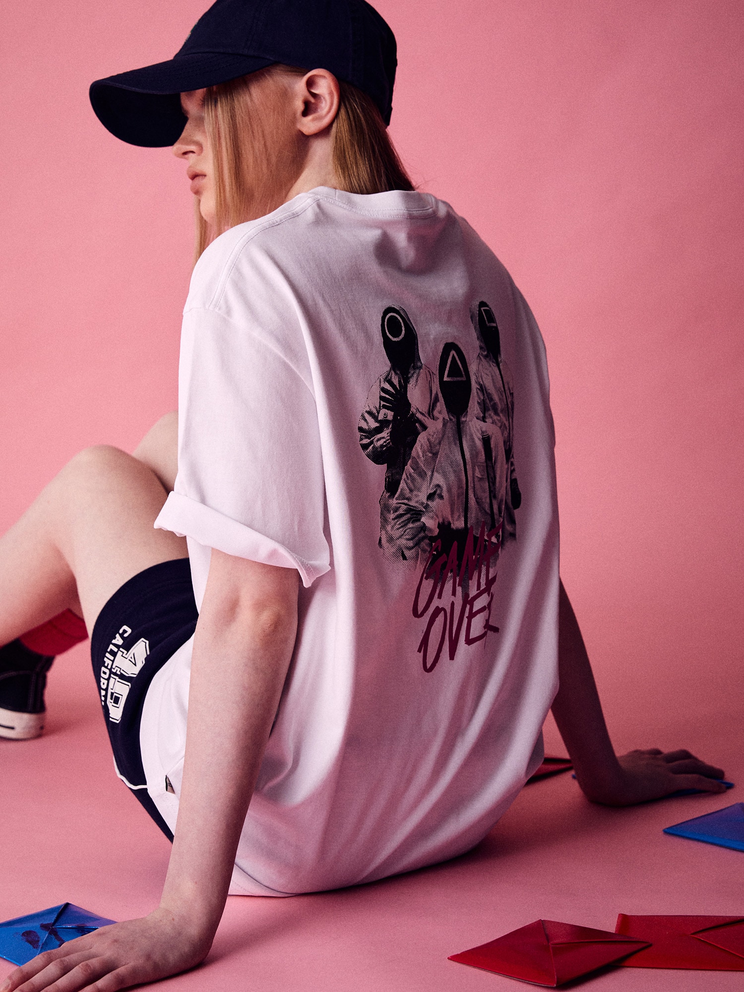 [WAU x SQUID GAME] イカゲームグラフィックTシャツ 2色 Graphic T-Shirt 2color / ユニセックス