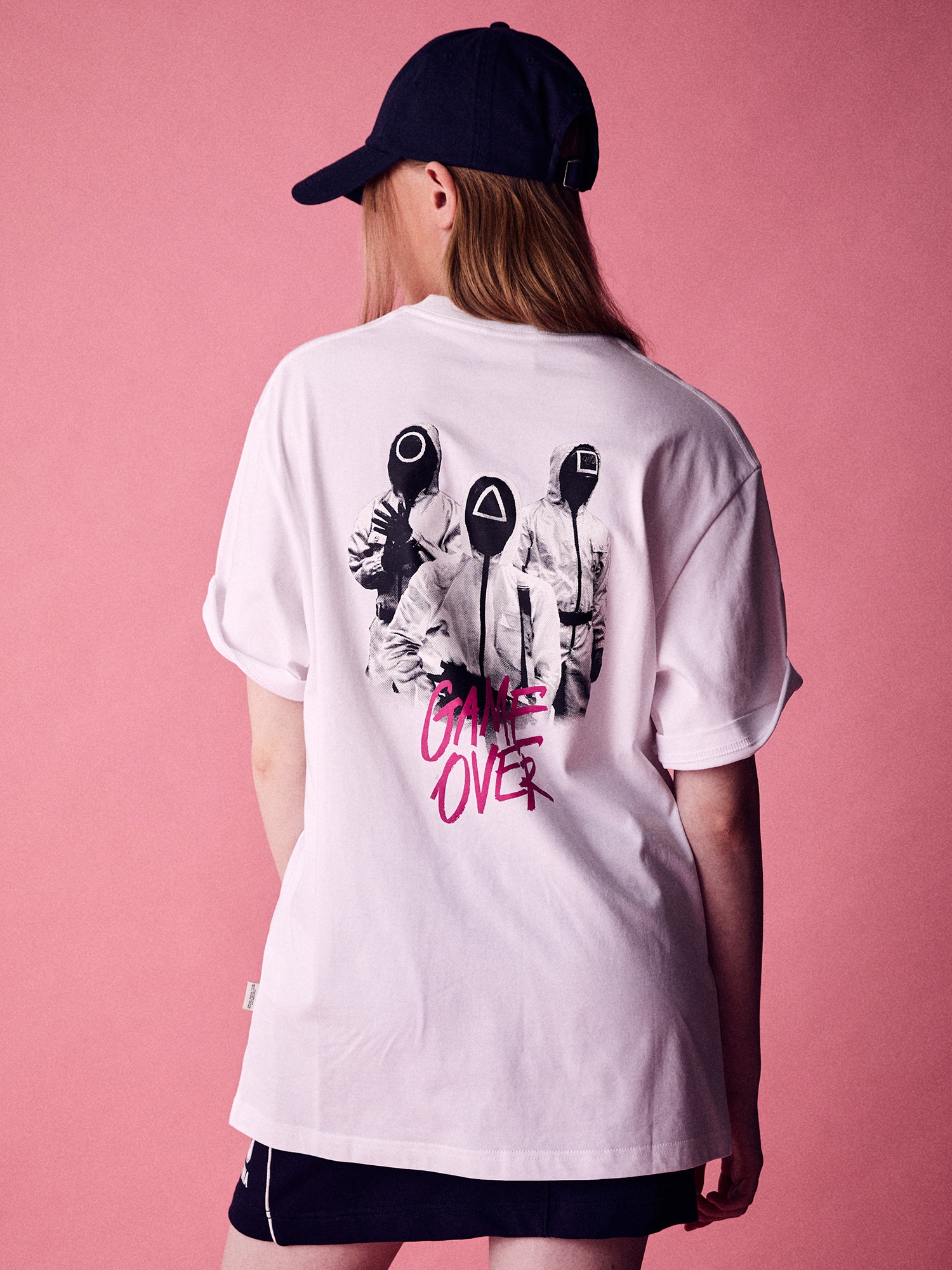 [WAU x SQUID GAME] イカゲームグラフィックTシャツ 2色 Graphic T-Shirt 2color / ユニセックス