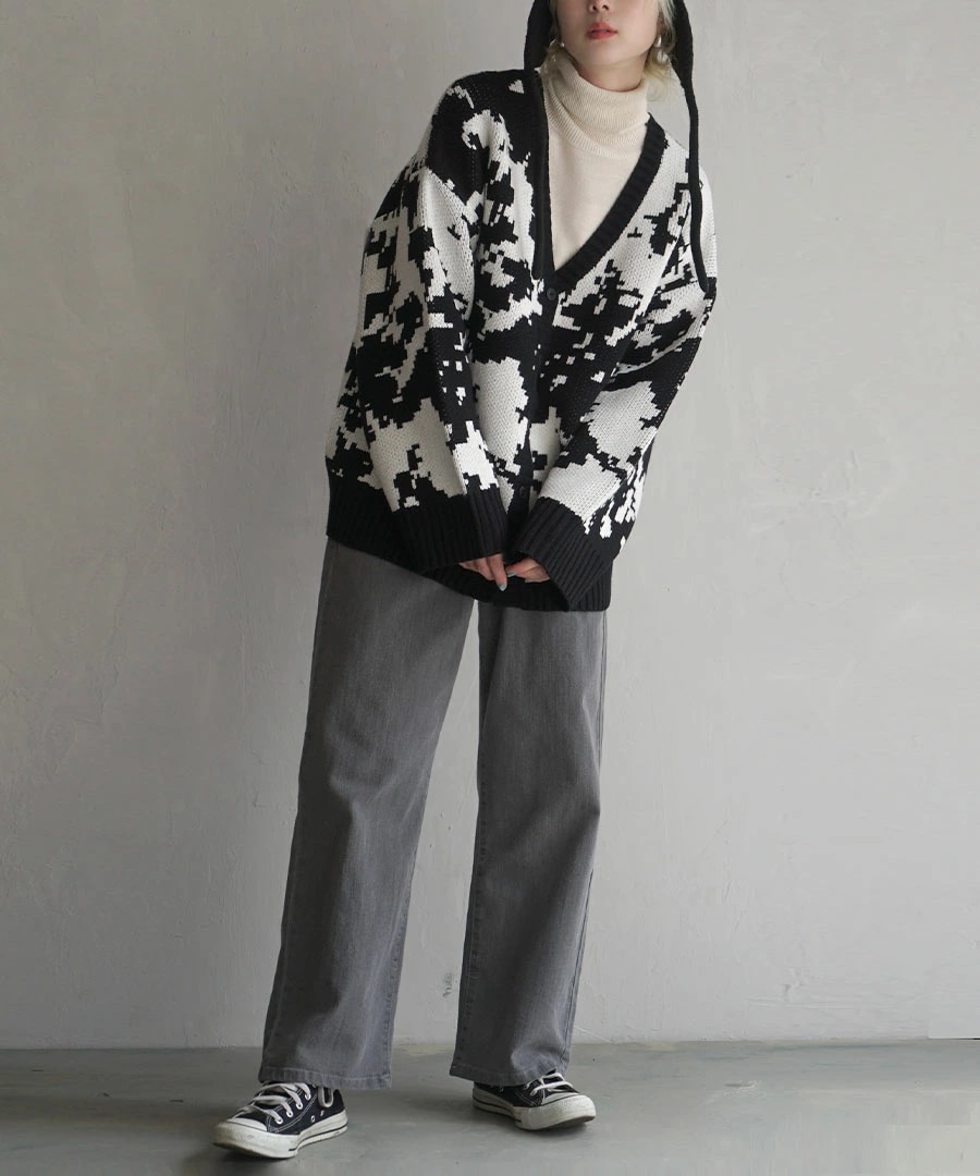 カーディガン レディース / モード な模様が今年らしい トップス カーデ 羽織り 羽織 ニット ニットウェア セーター ニットカーデ 長袖 長そで Vネック 大きいサイズ 秋 ピクセルVネック ニッ カーディガン レディース / モード な模様が今年らしい トップス カーデ 羽織り 羽織 ニット ニットウェア セーター ニットカーデ 長袖 長そで Vネック 大きいサイズ 秋 ピクセルVネック ニッ