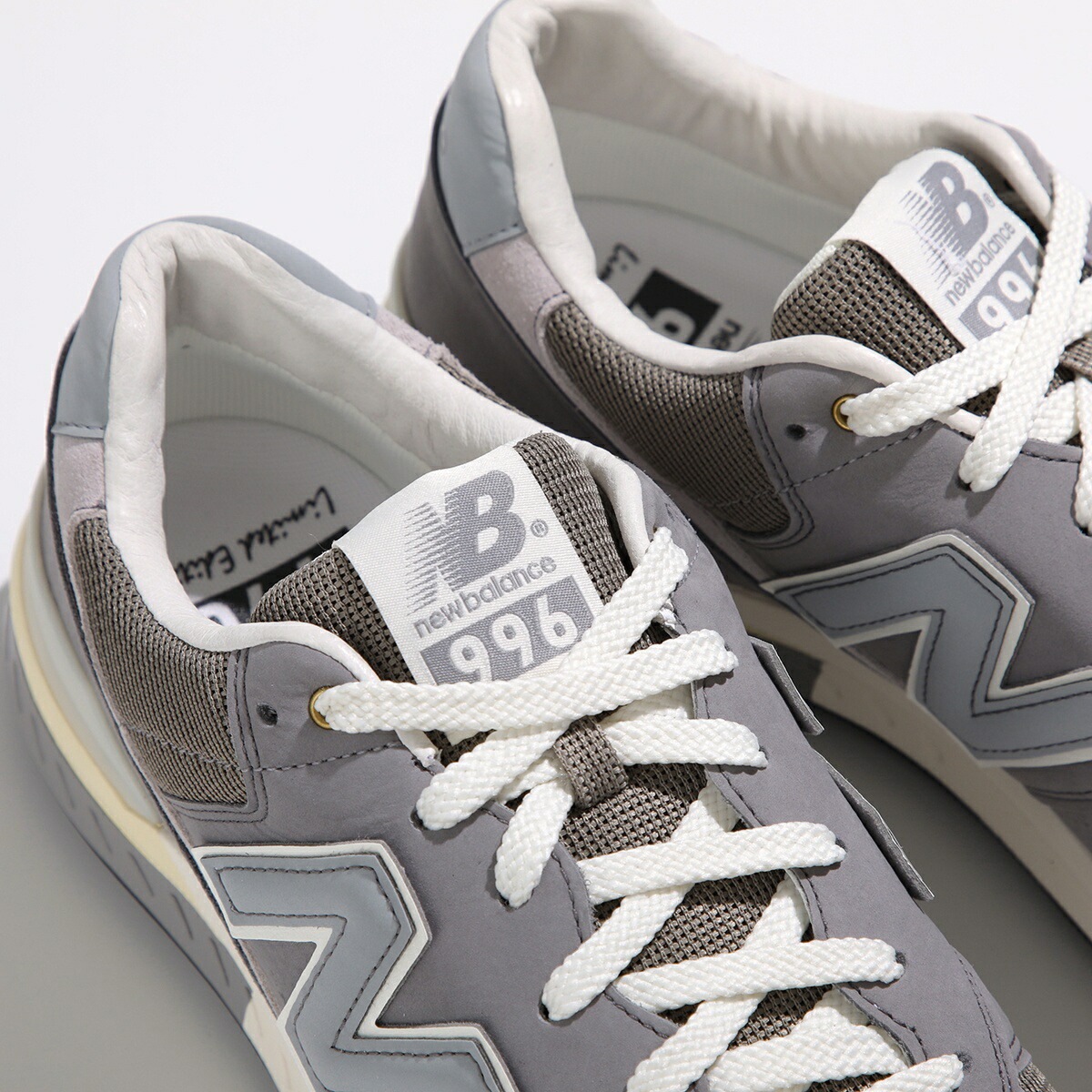 New Balance ニューバランス スニーカー GOLF ゴルフ MG996GY2 メンズ ローカット NBロゴ 防水 ヌバック メッシュ シューズ 靴 グレー New Balance ニューバランス スニーカー GOLF ゴルフ MG996GY2 メンズ ローカット NBロゴ 防水 ヌバック メッシュ シューズ 靴 グレー