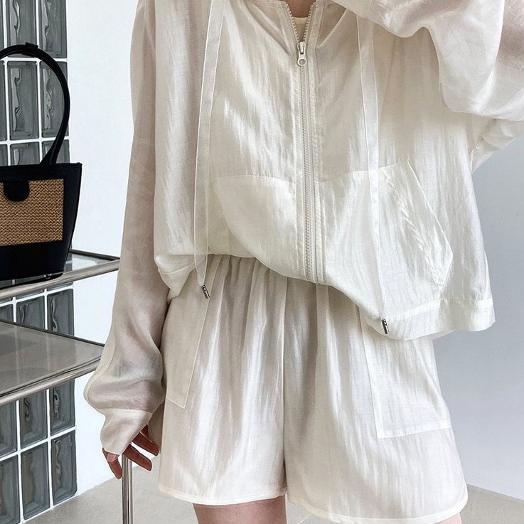 2点セット セットアップ 上下セット パーカー 長袖 前開き ファスナー ポケット ショートパンツ ウエストゴム 薄手 部屋着 ルームウエア かわいい 大人可愛い きれいめ シンプル 上品 おしゃれ 2点セット セットアップ 上下セット パーカー 長袖 前開き ファスナー ポケット ショートパンツ ウエストゴム 薄手 部屋着 ルームウエア かわいい 大人可愛い きれいめ シンプル 上品 おしゃれ