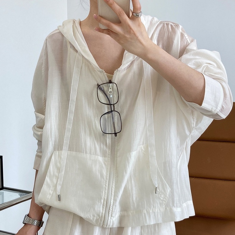 2点セット セットアップ 上下セット パーカー 長袖 前開き ファスナー ポケット ショートパンツ ウエストゴム 薄手 部屋着 ルームウエア かわいい 大人可愛い きれいめ シンプル 上品 おしゃれ 2点セット セットアップ 上下セット パーカー 長袖 前開き ファスナー ポケット ショートパンツ ウエストゴム 薄手 部屋着 ルームウエア かわいい 大人可愛い きれいめ シンプル 上品 おしゃれ