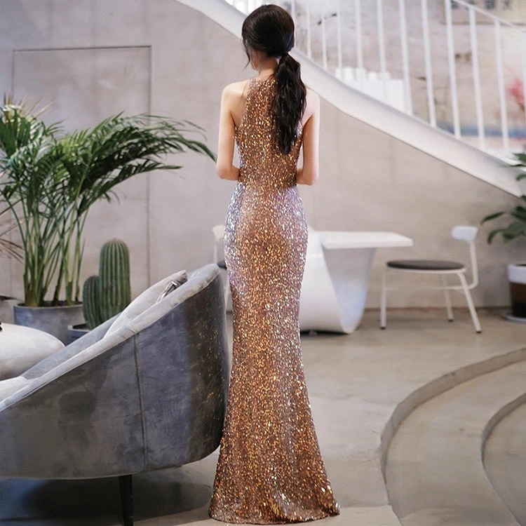 イブニングドレス ホルターネック 金色 グレー マーメイドドレス