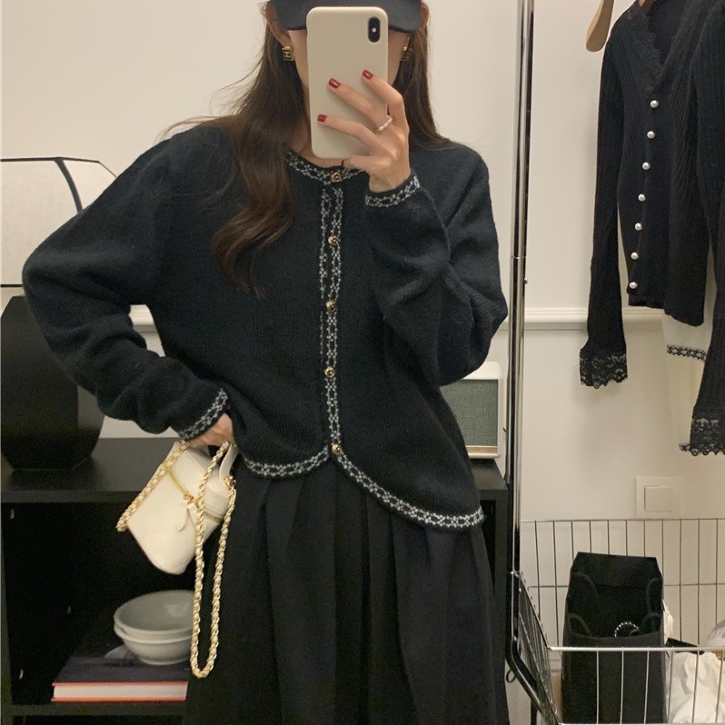 トップス カーディガン ミディアム丈 長袖 ラウンドネック 前開き ボタン かわいい 大人可愛い きれいめ シンプル カジュアル 上品 おしゃれ かっこいい 大人女子 こなれ感 個性的 主役級 存在感