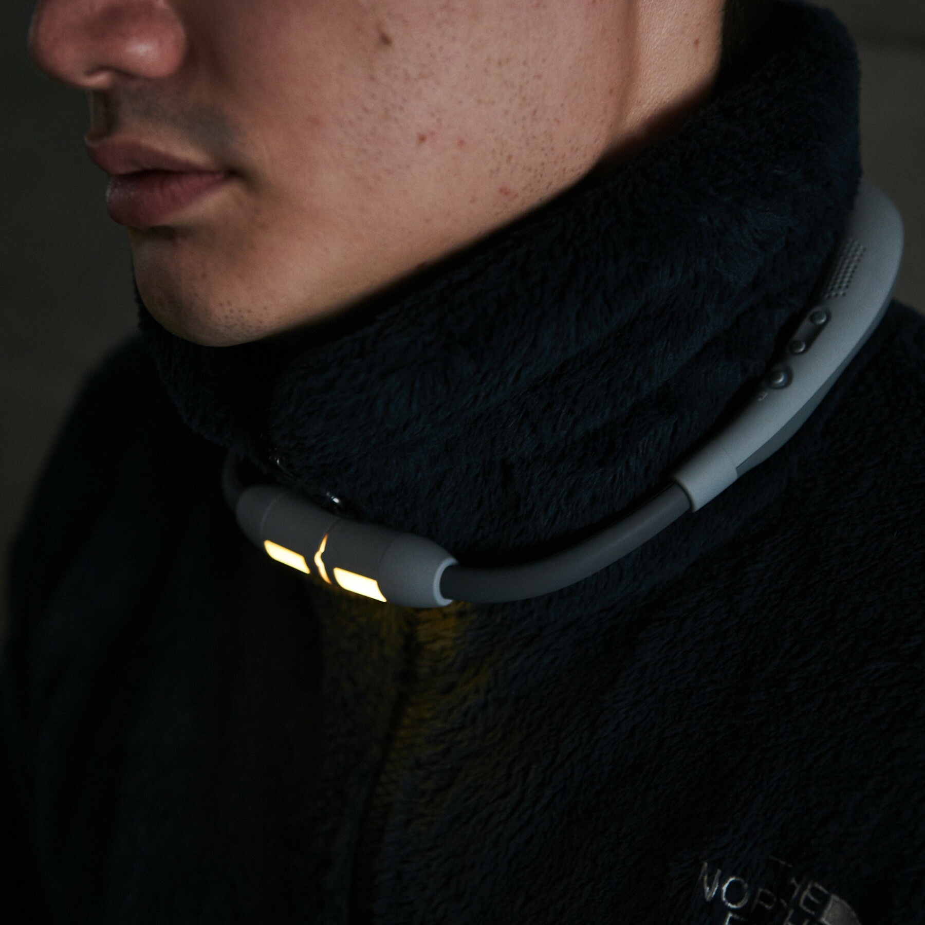 ハンズフリー スピーカー 携帯 通販 ライト ウォーマーハンズフリー ledライト ハンズフリーライト 首掛け ネックウォーマー おしゃれ ウォーキング 夜間 アウトドア 散歩 読書 防犯 生活雑貨 ハンズフリー スピーカー 携帯 通販 ライト ウォーマーハンズフリー ledライト ハンズフリーライト 首掛け ネックウォーマー おしゃれ ウォーキング 夜間 アウトドア 散歩 読書 防犯 生活雑貨