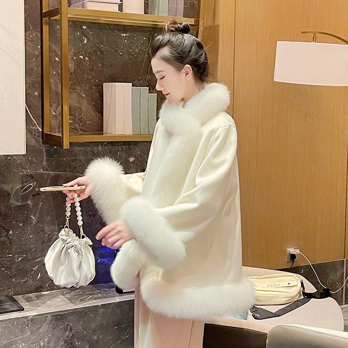 レディース マント コート トレンチコート ポンチョ 防寒コート ファー 防寒対策 暖かい もこもこ ふわふわ 大人可愛い ママコーデ ママファッション 韓国系 オルチャン 人気 トレンド 新作 20