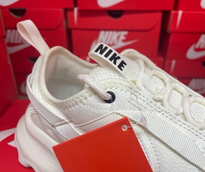 Qoo10] NIKE TC 7900 SUMMIT WHITE : シューズ
