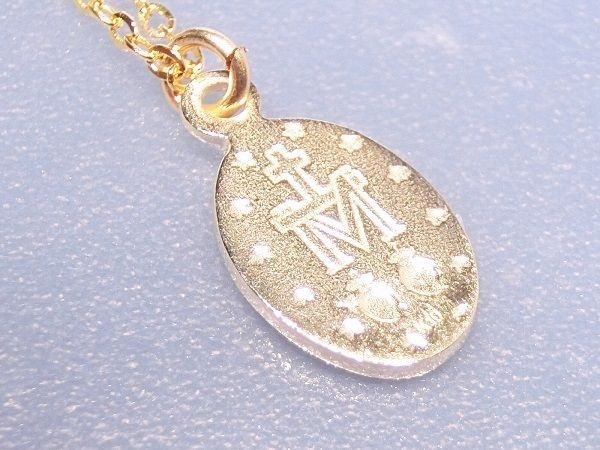 【最高品質】 10金製 マリア メダイ ネックレス ペンダント 国内生産 数量限定販売 K10 YG 刻印有 在庫限り 大人気商品 10金 聖母 マリア メダイ ネックレス 45センチ 国内生産 最