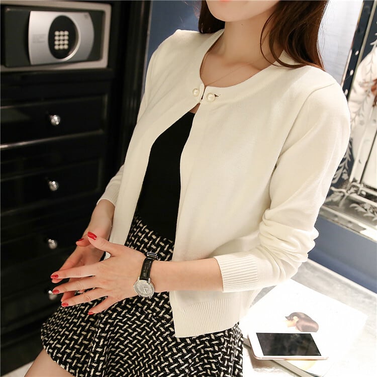 トップス カーディガン ショート ショート丈 長袖 ラウンドネック スリム かわいい 大人可愛い きれいめ キュート 無地 春 秋 10代 20代 レディース 女性用 学生 デート お出かけ 着回し トップス カーディガン ショート ショート丈 長袖 ラウンドネック スリム かわいい 大人可愛い きれいめ キュート 無地 春 秋 10代 20代 レディース 女性用 学生 デート お出かけ 着回し