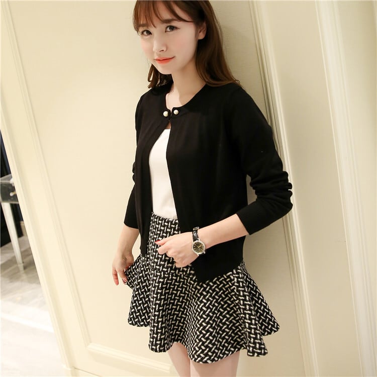 トップス カーディガン ショート ショート丈 長袖 ラウンドネック スリム かわいい 大人可愛い きれいめ キュート 無地 春 秋 10代 20代 レディース 女性用 学生 デート お出かけ 着回し トップス カーディガン ショート ショート丈 長袖 ラウンドネック スリム かわいい 大人可愛い きれいめ キュート 無地 春 秋 10代 20代 レディース 女性用 学生 デート お出かけ 着回し