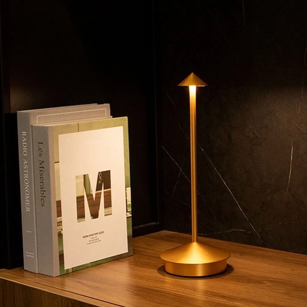 Qoo10] LED テーブルランプ テーブルライト