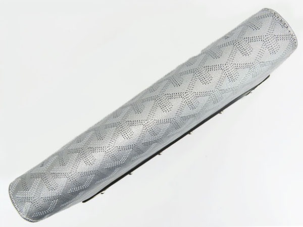 新品同様ゴヤールモンテカルロPMクラッチバッグ限定カラーマーカージュ2WAYショルダーポーチショルダーバッグシルバー