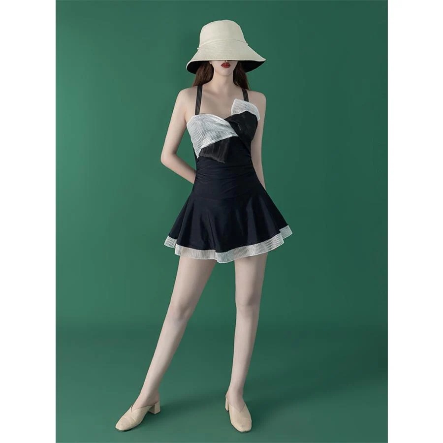 【急速出荷!】レディース 水着 ワンピース水着 女性 ビーチウェア ノースリーブ インナーパンツ付き 黒 女子水着 ポイントの使用 【急速出荷!】レディース 水着 ワンピース水着 女性 ビーチウェア ノースリーブ インナーパンツ付き 黒 女子水着 ポイントの使用