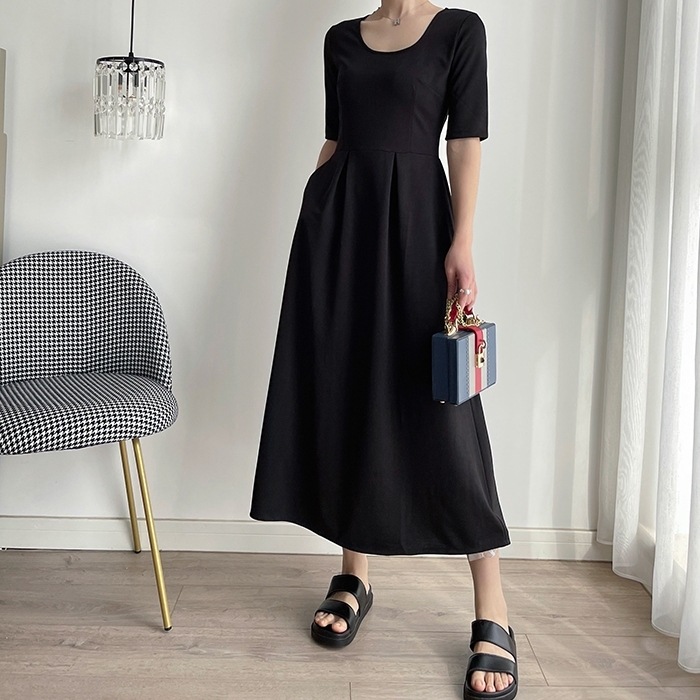 レディース ワンピース 膝下 ミモレ 半袖 ラウンドネック フレア フェミニン タックプリーツ かわいい 大人可愛い きれいめ シンプル カジュアル 上品 おしゃれ エレガント ラブリー キュート レディース ワンピース 膝下 ミモレ 半袖 ラウンドネック フレア フェミニン タックプリーツ かわいい 大人可愛い きれいめ シンプル カジュアル 上品 おしゃれ エレガント ラブリー キュート