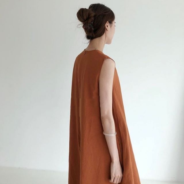 マキシワンピース レディース 大きいサイズ ノースリーブ ワンピース Aライン フレア ロングワンピース ポケット 丸首 オレンジ ベージュ マキシワンピース レディース 大きいサイズ ノースリーブ ワンピース Aライン フレア ロングワンピース ポケット 丸首 オレンジ ベージュ