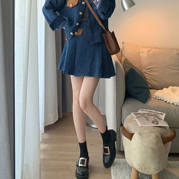 2025新作 韓国風セットアップ レディーススウェット上下セット 秋冬高級感のあるデニムスカート2点セットセットアップ夕イトスカ一トアウター レディース 2025新作 韓国風セットアップ レディーススウェット上下セット 秋冬高級感のあるデニムスカート2点セットセットアップ夕イトスカ一トアウター レディース