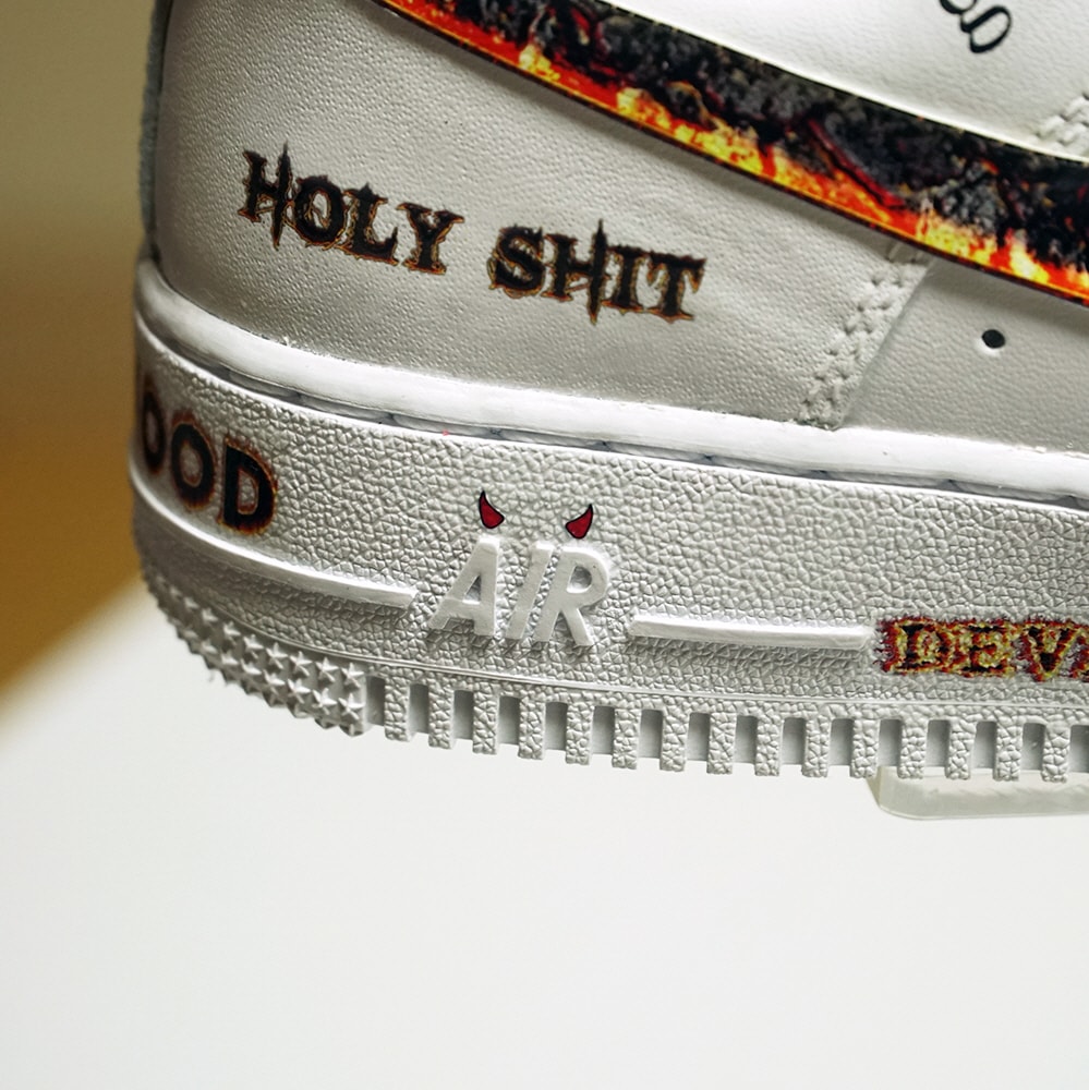 NIKE Air Force1 デビルカスタム男女兼用シューズ
